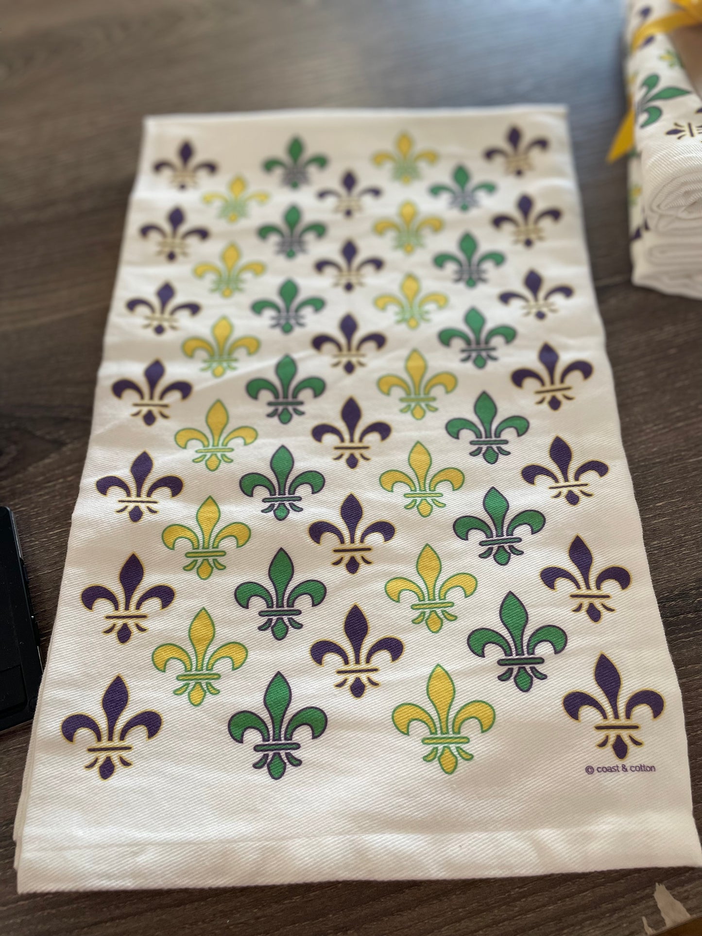 Decorative Hand Towel - Fleur de Lis
